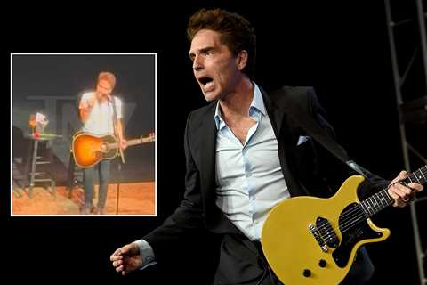 Richard Marx Scolds Concertgoer: 'Learn Some F—ing Manners'