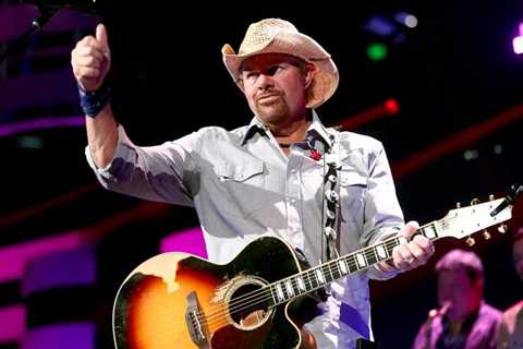 How Much Money Does Toby Keith’s Music Earn Every Year?