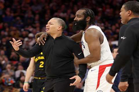 Tyronn Lue ejected after Clippers-Warriors game descends into chaos