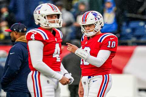 Bailey Zappe watched tape in receivers room as Patriots’ QB dysfunction spiraled