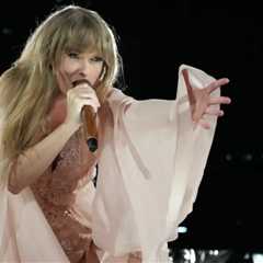 Taylor Swift, SEVENTEEN Dominate IFPI Global Album Charts For 2023