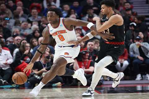 Doctors assess how OG Anunoby, Knicks can manage his elbow issues