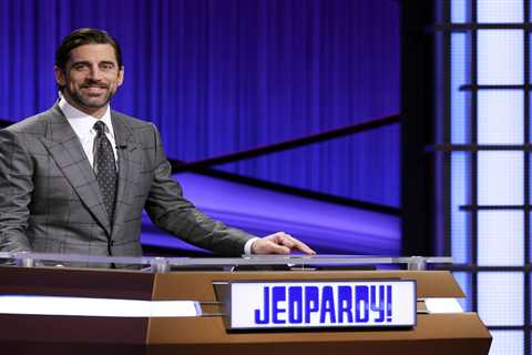 Aaron Rodgers was most prepared to replace Alex Trebek, fired ‘Jeopardy!’ host says