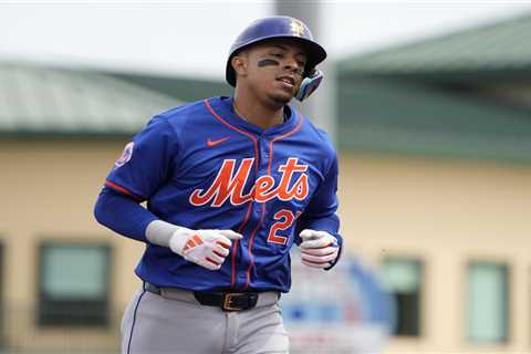 Mets send Mark Vientos to minors, off Opening Day roster after J.D. Martinez signing