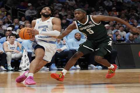 North Carolina throttles Michigan State to advance into Sweet 16