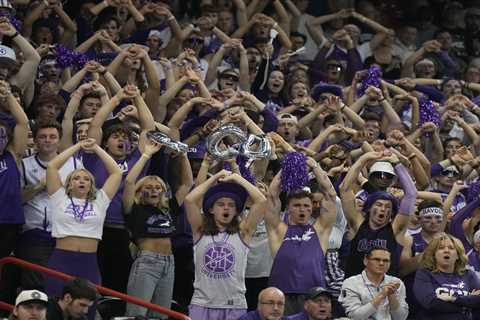 Shrieking Grand Canyon fan ruins thrilling March Madness game: ‘Needs to go’