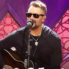Eric Church Doubles Down on Disastrous Stagecoach Set