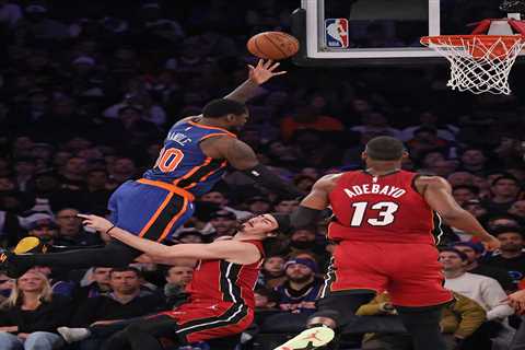 Knicks went from legit championship contender to ‘what if’ on one fateful Julius Randle play
