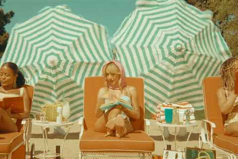 Sabrina Carpenter Lounges Beachside in Retro ‘Espresso’ Music Video