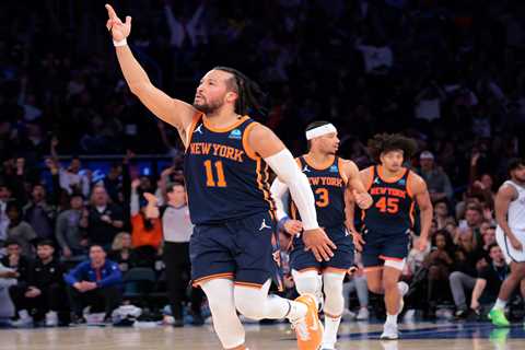 Knicks squeak out win against rival Nets to clinch at least top-4 playoff seed