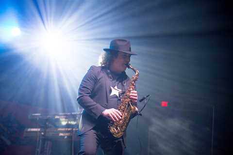Boney James Becomes First Artist to Notch 20 No. 1s on Smooth Jazz Airplay Chart