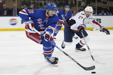Rangers stars, key moment from Game 1 win over Capitals: Jimmy Vesey dominated