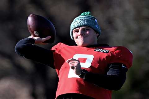 Zach Wilson enters wild quarterback situation with Broncos after Jets trade