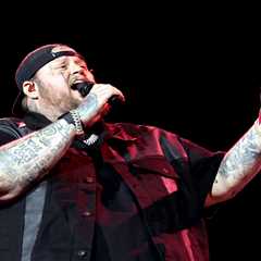 Jelly Roll Joined Limp Bizkit For a Surprise Cover of Who Classic at Welcome to Rockville Fest