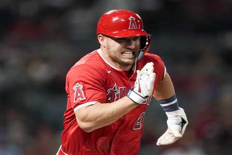 Mike Trout to undergo knee surgery in Angels crusher