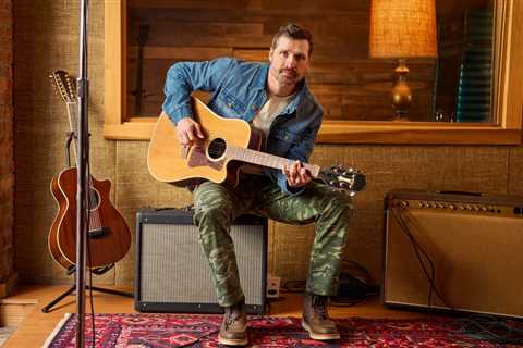 Walker Hayes Unveils Western-Inspired Clothing Collection With JCPenney (And It’s 30% Off)
