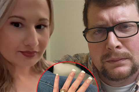 Gypsy Rose Gave Wedding Ring Back to Estranged Husband, Family Heirloom