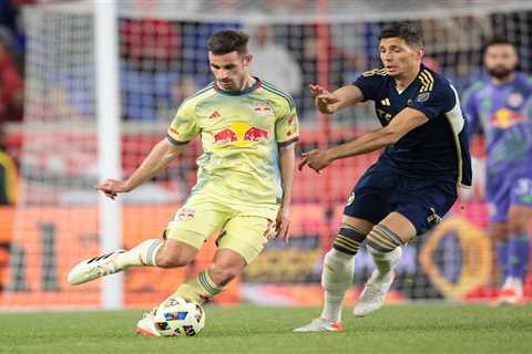 Red Bulls sign Long Island native Dylan Nealis to new 3-year deal