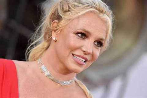 Britney Spears Says Foot Injury Is ‘Already Better,’ Dishes on Wild Mexico Trip