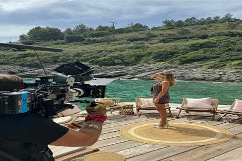 Love Island Star Olivia Attwood to Host New Reality Dating Show in Greece