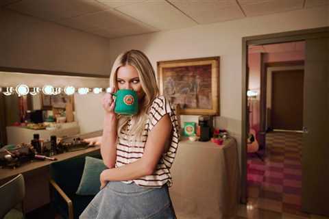 Kelsea Ballerini Debuts ‘Ballerini Blend’ K-Cup Coffee & Celebrates a Decade in Music: ‘I’m in the..
