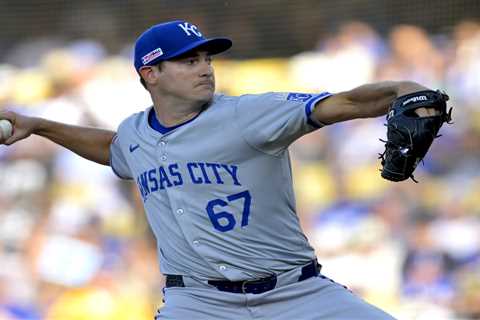 Ex-Met Seth Lugo picks up AL-leading 10th win