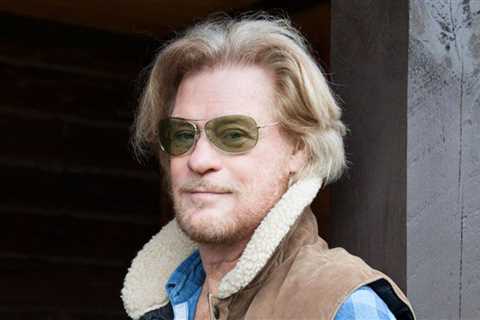 Daryl Hall Talks Solo Project ‘D,’ Dave Stewart, and John Oates Split