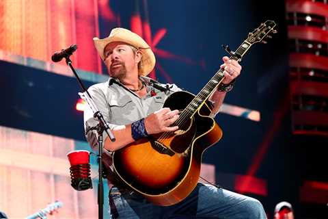 Jelly Roll, Carrie Underwood, Luke Bryan & More to Celebrate Toby Keith at Tribute Concert