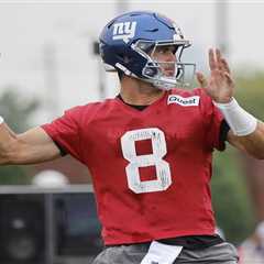 Daniel Jones has up-and-down day at Giants training camp