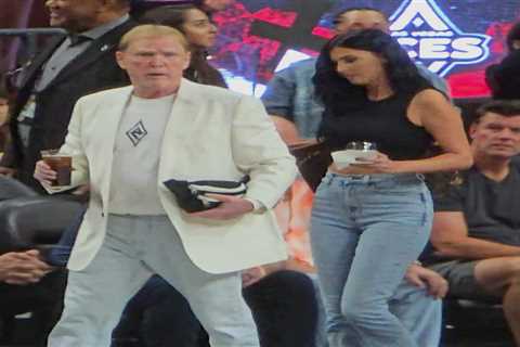 Mark Davis sits with mystery woman for Aces’ win over Caitlin Clark, Fever