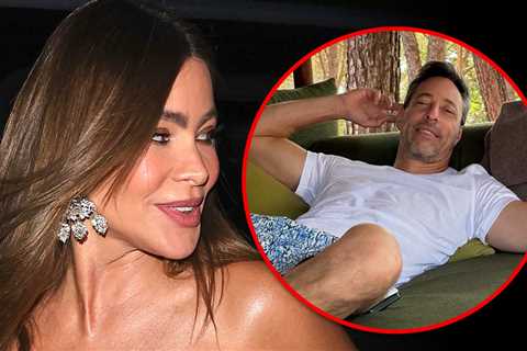 Sofia Vergara Shares Vacation Pic With New Boyfriend After Joe Slams Baby Narrative