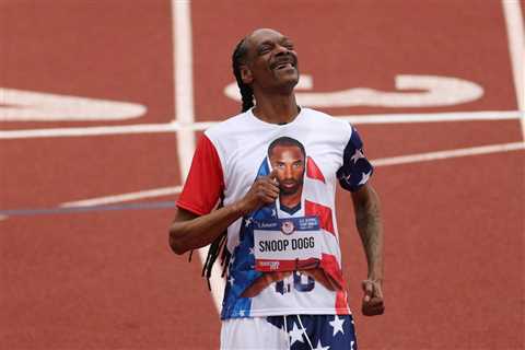 Snoop Dogg to Light Up Paris 2024 as Olympic Torch Bearer