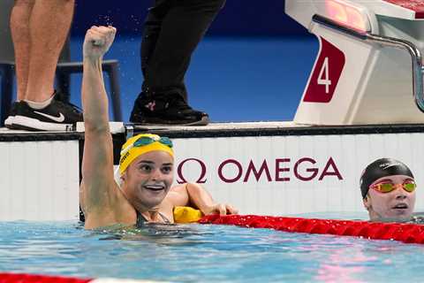 Regan Smith edged out by Kaylee McKeown as Australia earns another big Olympic swimming win over USA