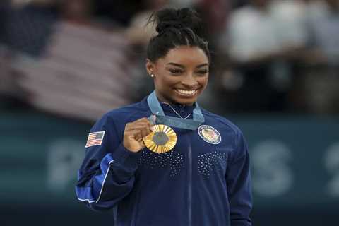 Simone Biles was on edge during all-around Olympics final: ‘She’s way too close’