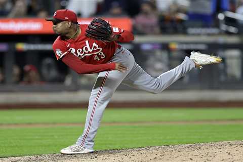 Edwin Diaz makes family history with brother in electric Mets outing