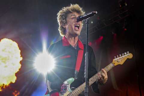 Why Was Green Day Rushed Off Stage in Detroit? Inside Drone Situation – Hollywood Life