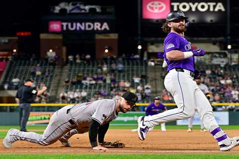 Mets get a late-night playoff gift from the Diamondbacks