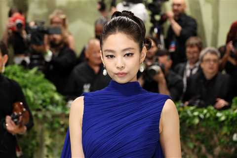 JENNIE of BLACKPINK Explains Why She Apologized for Vaping Indoors