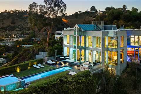 'Big Fat Liar' Mansion Available for Rent for $135K a Month