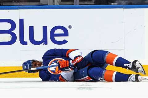 Islanders star Anthony Duclair sidelined indefinitely in crushing injury blow