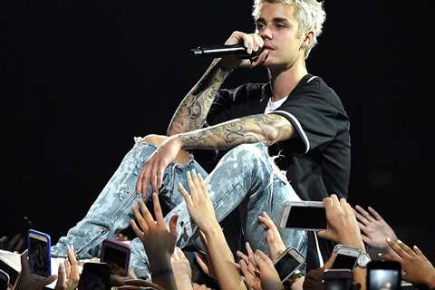 Greatest Pop Stars of the 21st Century Podcast: Justin Bieber (No. 8)