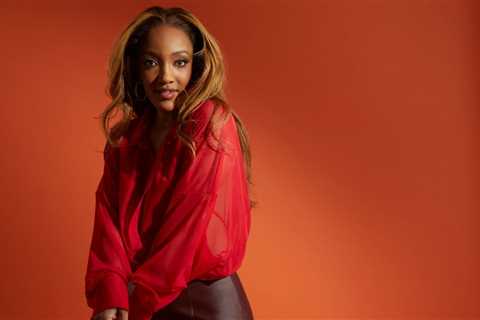Mickey Guyton Talks Joyous New Album ‘House on Fire,’ Taking Inspiration From Sabrina Carpenter and ..