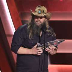 Chris Stapleton Dominates 2024 CMA Awards With 3 Wins as Morgan Wallen Wins Entertainer of the Year