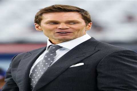 Skip Bayless shades Tom Brady’s broadcaster abilities with Daniel Jones jab
