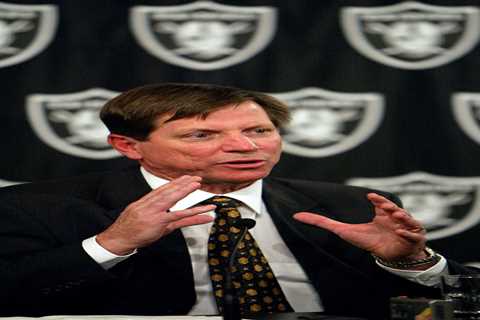 Raiders reuniting with ex-coach Norv Turner in new role after staff shakeup