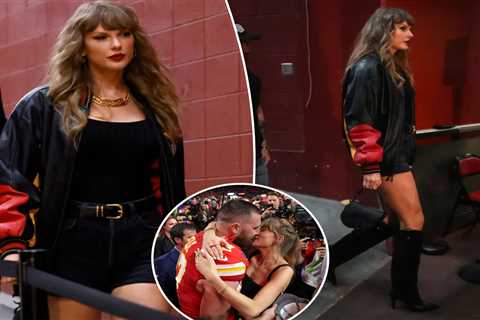 Taylor Swift supports boyfriend Travis Kelce at Chiefs-Buccaneers game in break from Eras Tour