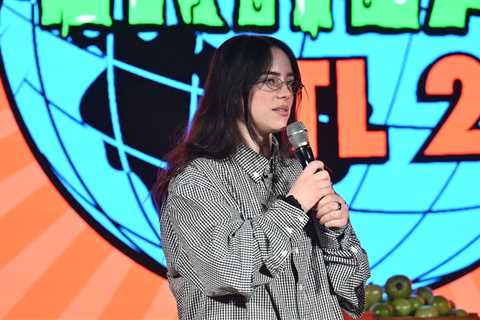 Billie Eilish Calls Out the ‘War on Women’ After Trump’s Victory