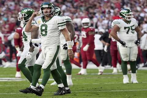 Jets’ playoff hopes look all but over after disgraceful loss to Cardinals