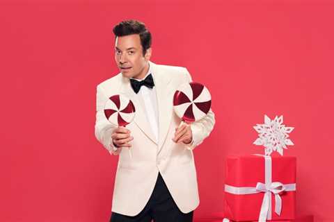 Jimmy Fallon Jingles Onto Billboard Charts With Festive New ‘Holiday Seasoning’ Album