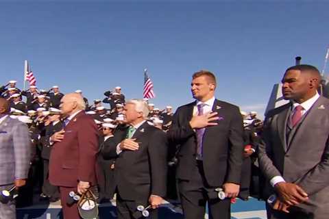 Michele Tafoya wondered what was in Michael Strahan’s ‘mind and heart’ during national anthem..